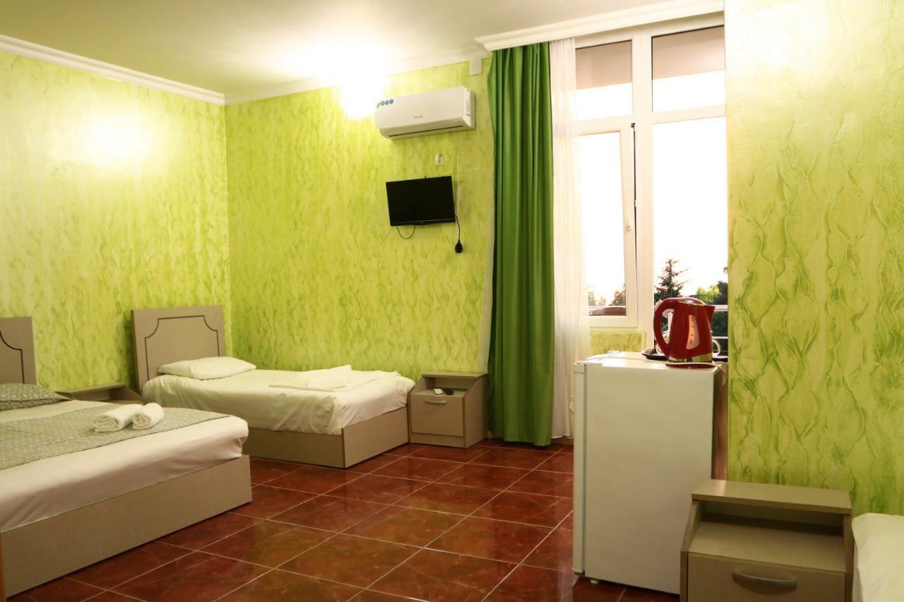 Rainbow Rooms Apart Hotel Makhinjauri Exterior foto