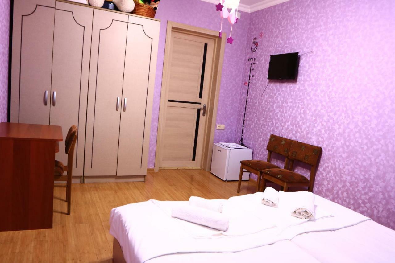 Rainbow Rooms Apart Hotel Makhinjauri Exterior foto